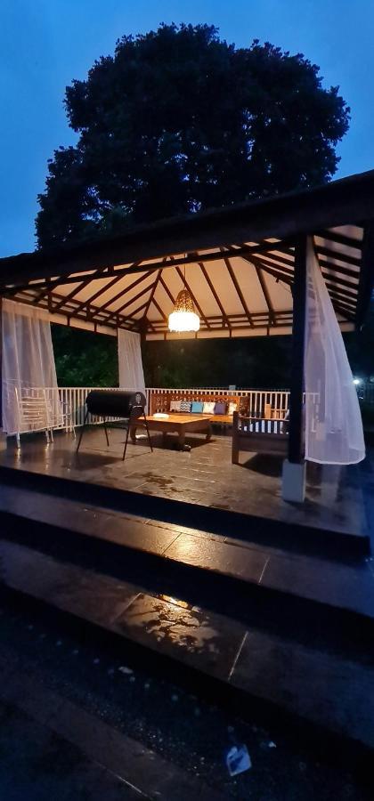 Villa Aurora Кисаруа Екстериор снимка